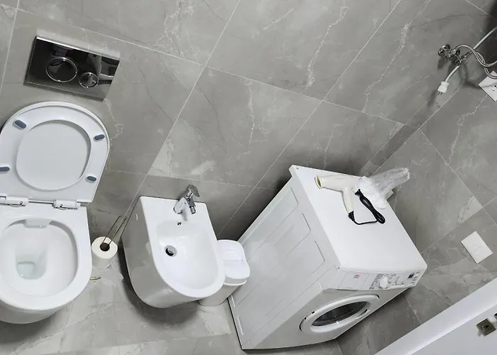 Dajti Mountain View 公寓 *